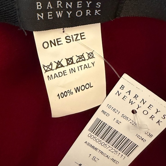 Barney’s New York red 100% wool hat. With red & black ribbon accent - Picture 5 of 7
